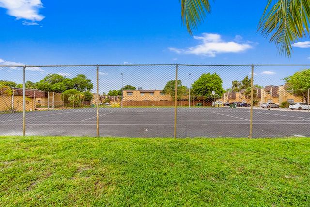 5655 BLUEBERRY Court 1, Lauderhill, FL 33313