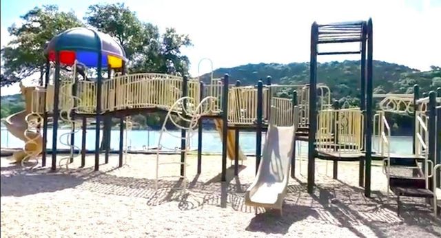 18311 Spring LN, Jonestown, TX 78645