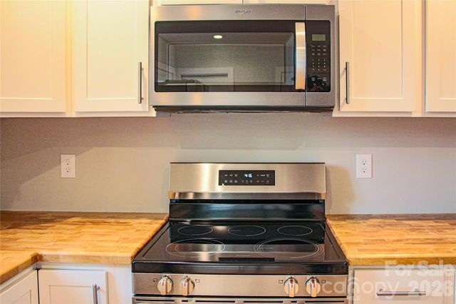 108 Lager Lane, Asheville, NC 28806