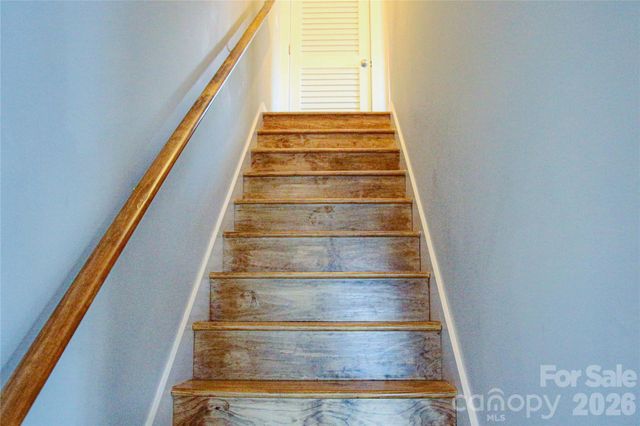 108 Lager Lane, Asheville, NC 28806