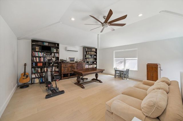 3007 Kevin Lane, Houston, TX 77043