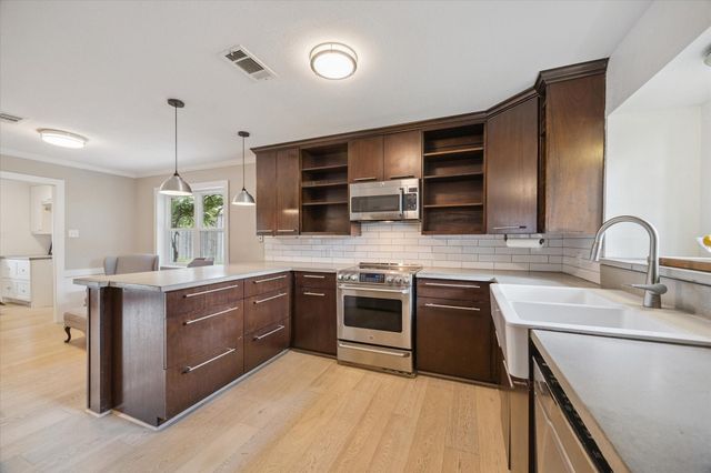 3007 Kevin Lane, Houston, TX 77043