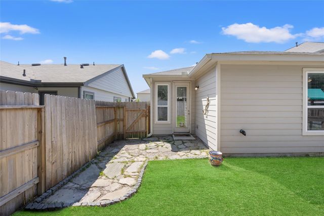 9550 Louis Phillip Street, Magnolia, TX 77354