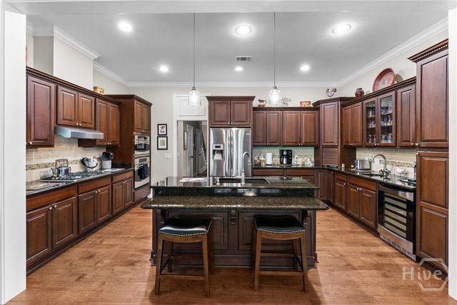 56 Crestwood Drive, Savannah, GA 31405