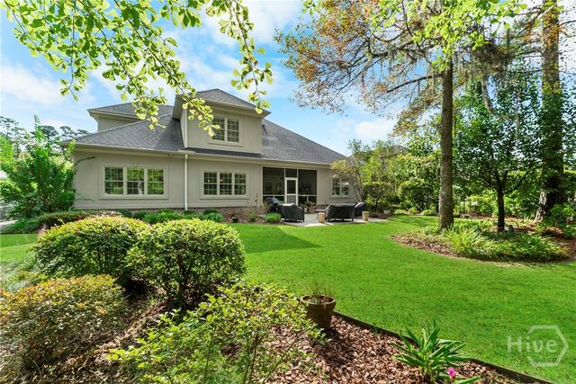 56 Crestwood Drive, Savannah, GA 31405