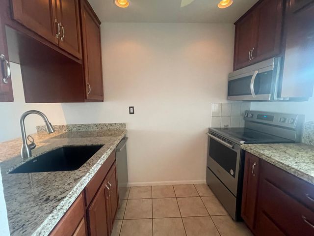 7436 E Chaparral Road Unit B213, Scottsdale, AZ 85250