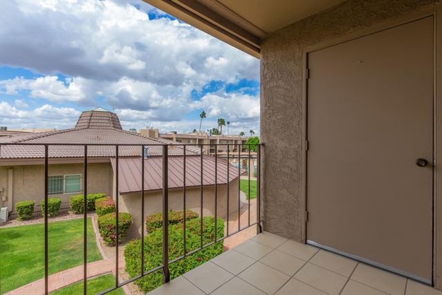 7436 E Chaparral Road Unit B213, Scottsdale, AZ 85250