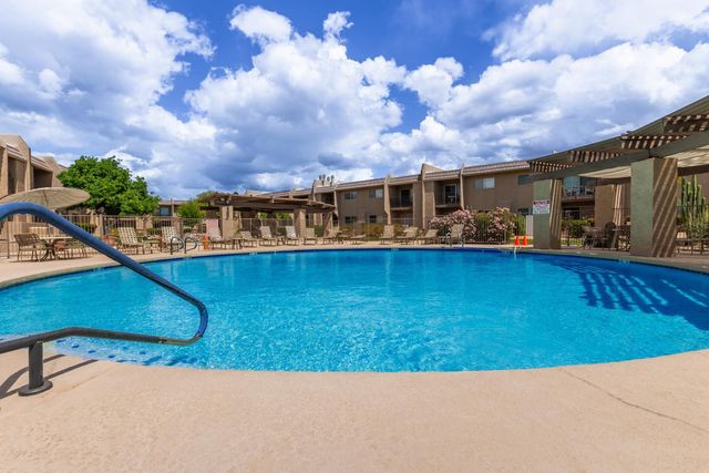 7436 E Chaparral Road Unit B213, Scottsdale, AZ 85250