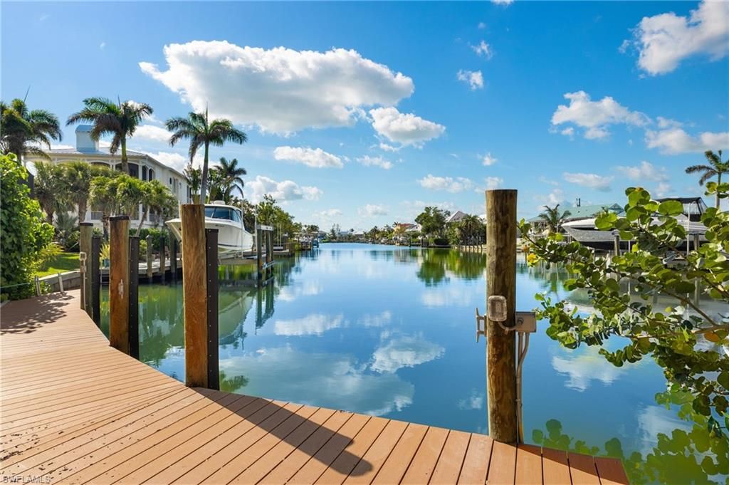 1581 San Carlos Bay DR, SANIBEL, FL 33957 — photo 3