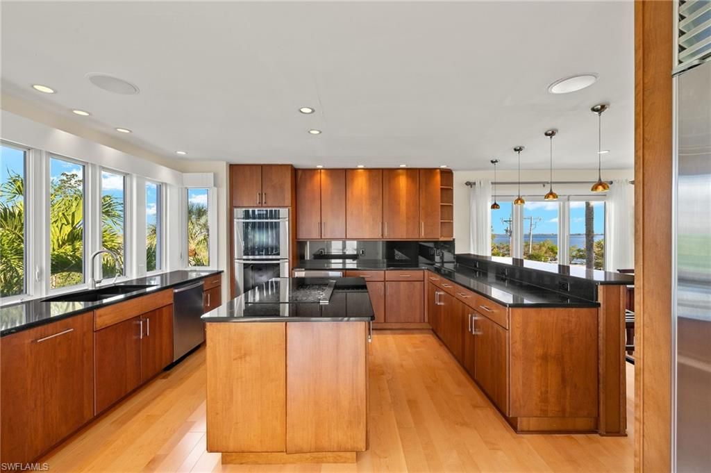 1581 San Carlos Bay DR, SANIBEL, FL 33957 — photo 4
