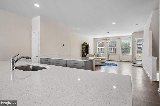8358 SALLYPORT ST, Lorton, VA 22079