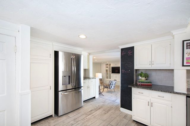 88 Elm St, Milton, MA 02186