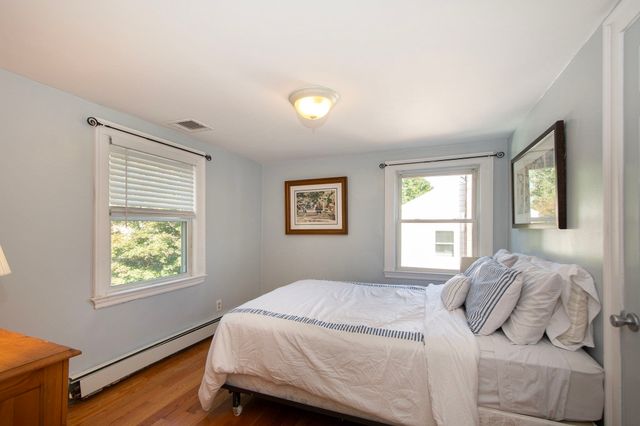 88 Elm St, Milton, MA 02186