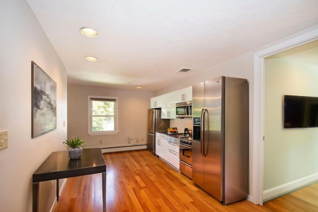 88 Elm St, Milton, MA 02186