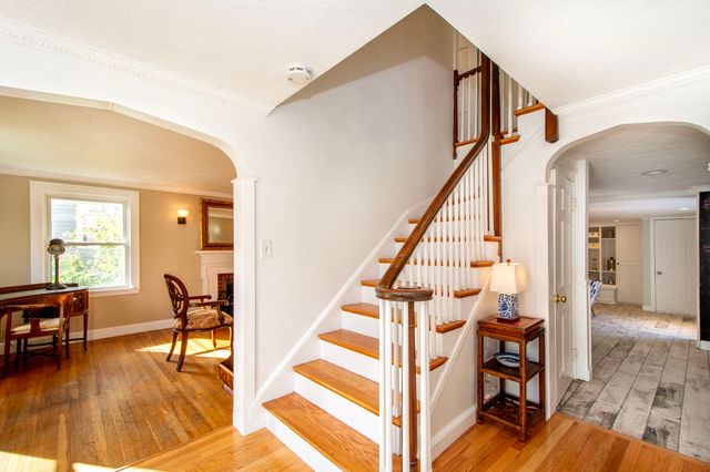 88 Elm St, Milton, MA 02186