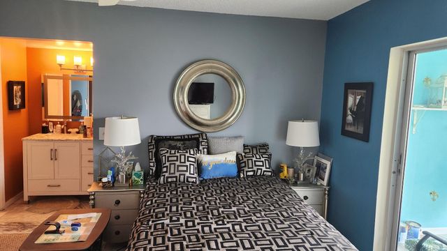 304 Wellington E 304, West Palm Beach, FL 33417