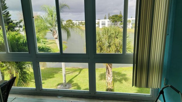 304 Wellington E 304, West Palm Beach, FL 33417
