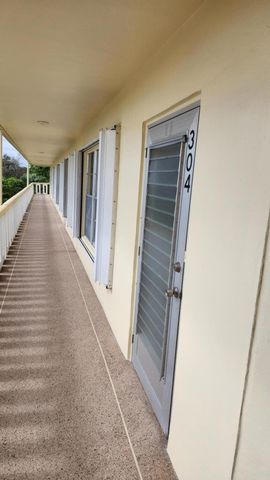 304 Wellington E 304, West Palm Beach, FL 33417