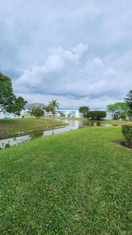 304 Wellington E 304, West Palm Beach, FL 33417