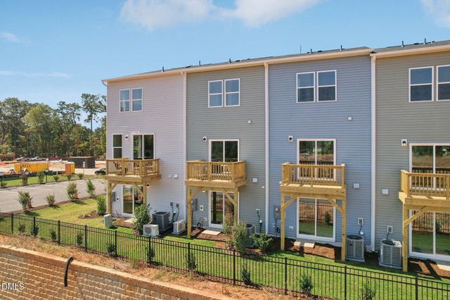 907 Formby Way, Raleigh, NC 27610