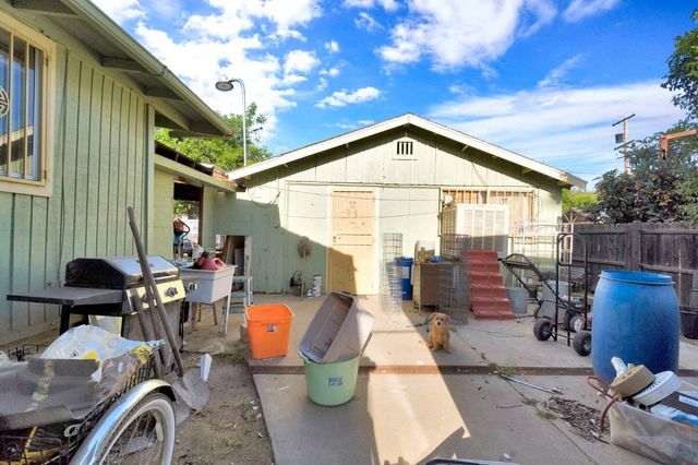 535 N Wilson Avenue, Fresno, CA 93728