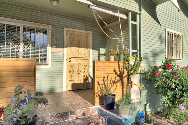 535 N Wilson Avenue, Fresno, CA 93728