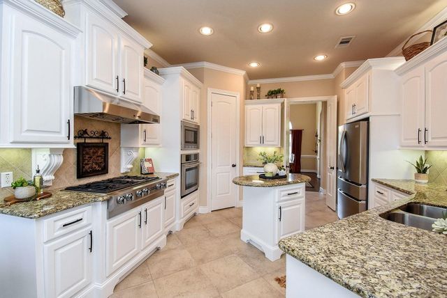 32614 Whitburn Trail, Fulshear, TX 77441