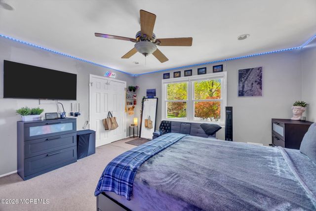 8 Glendale Drive, Manalapan, NJ 07726