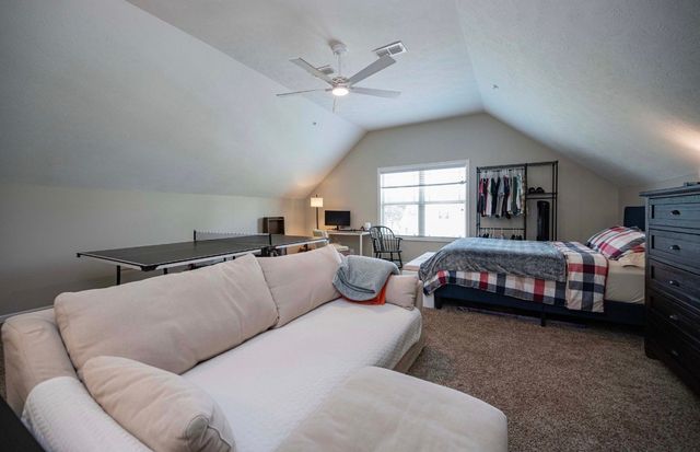 813 Silverhill Dr, Murfreesboro, TN 37129
