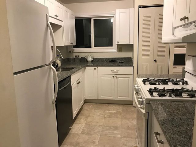 91 Spring St U21, Watertown, MA 02472