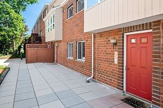 91 Spring St U21, Watertown, MA 02472