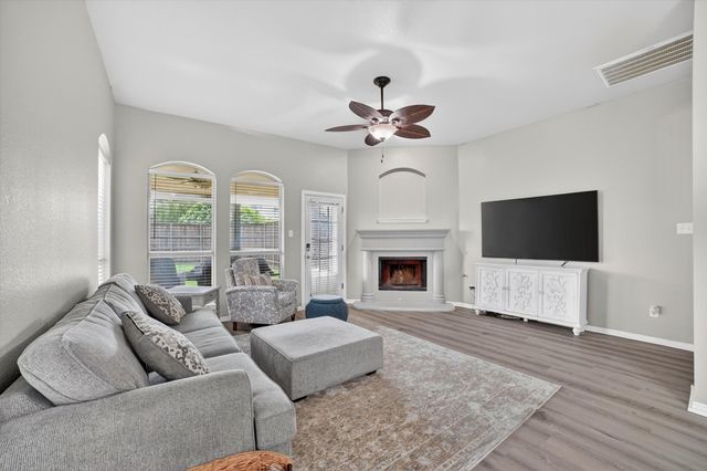 2070 Danbury Drive, Rockwall, TX 75032
