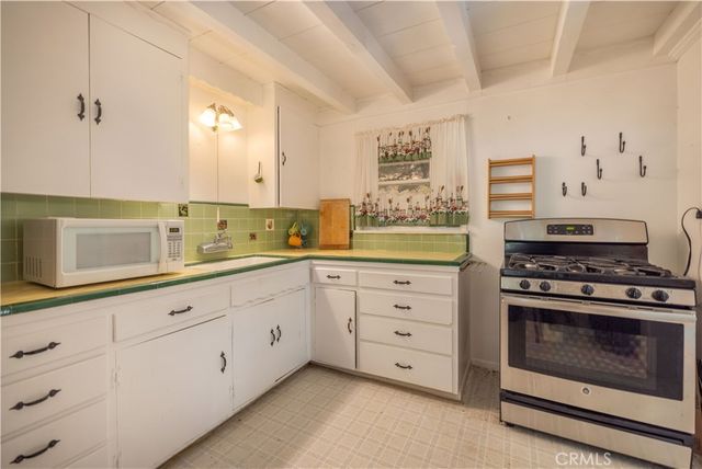 32232 Fern, Running Springs, CA 92382