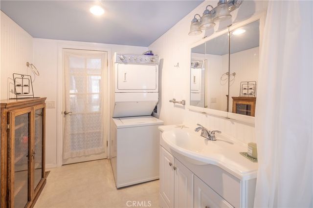 32232 Fern, Running Springs, CA 92382