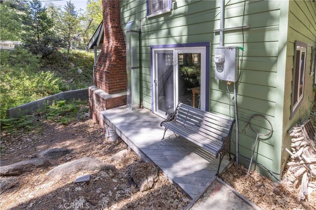 32232 Fern, Running Springs, CA 92382