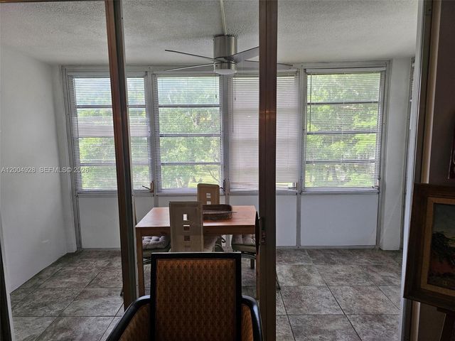 2998 NW 48th Ter 432, Lauderdale Lakes, FL 33313