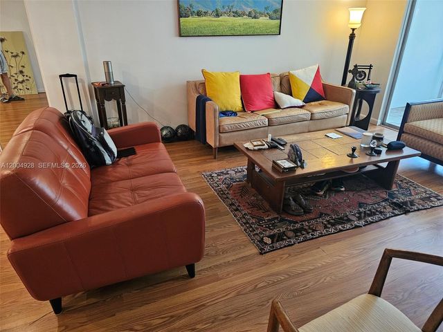 2998 NW 48th Ter 432, Lauderdale Lakes, FL 33313