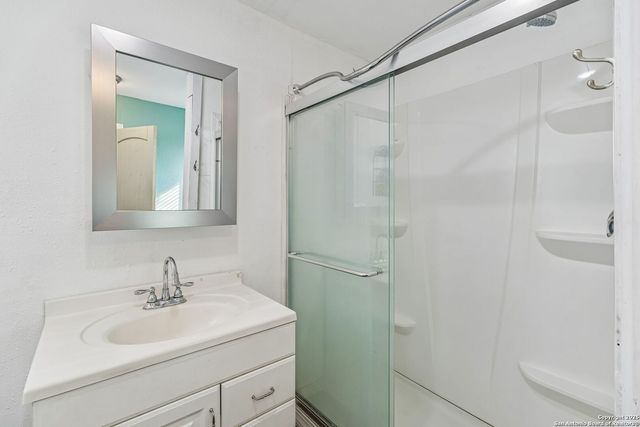 2214 Menchaca, San Antonio, TX 78207