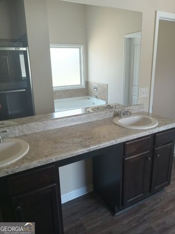 1189 Hartwell Road, Locust Grove, GA 30248