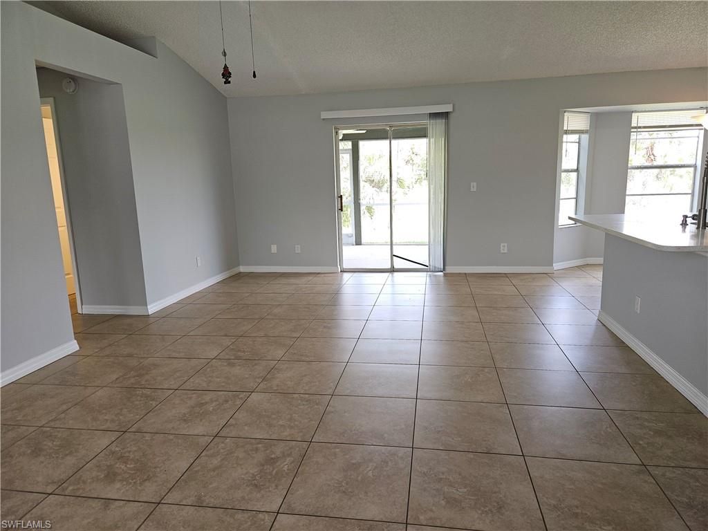 743 Testerman CT, LEHIGH ACRES, FL 33974 — photo 4