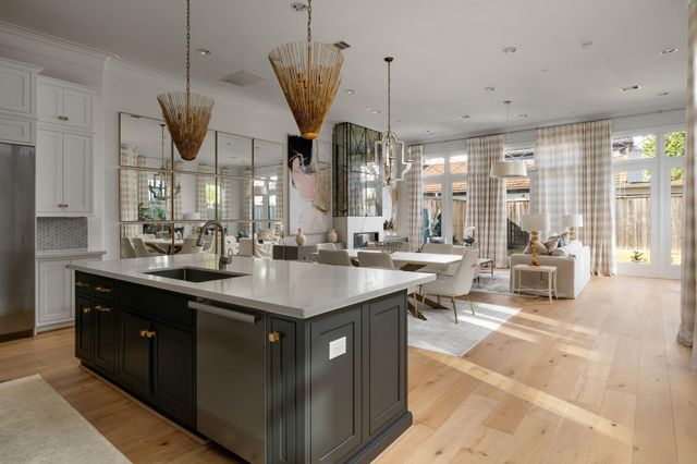 6014 Inwood Drive, Houston, TX 77057