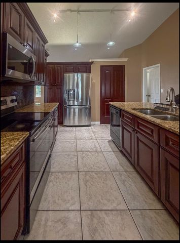592 SW Lovell Terrace, Port St. Lucie, Port St Lucie, FL 34953