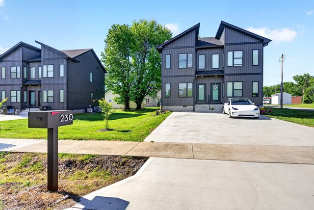 230 Third St, Guthrie, KY 42234