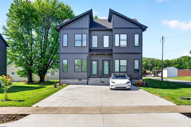 230 Third St, Guthrie, KY 42234