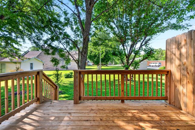 230 Third St, Guthrie, KY 42234