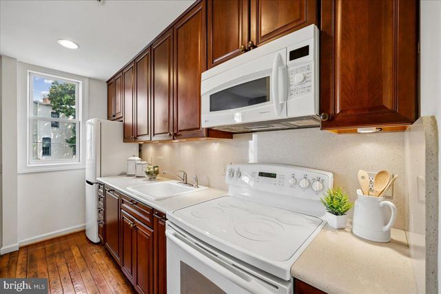 126 E ST SE, Washington, DC 20003