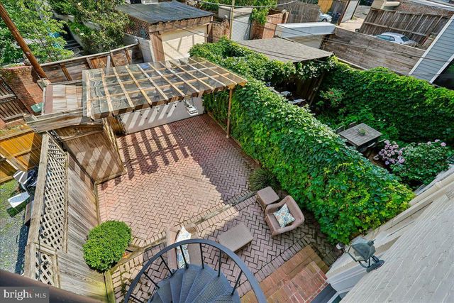 126 E ST SE, Washington, DC 20003