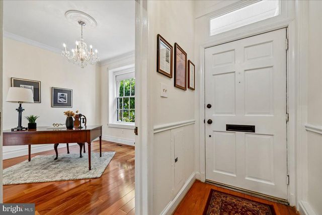 126 E ST SE, Washington, DC 20003