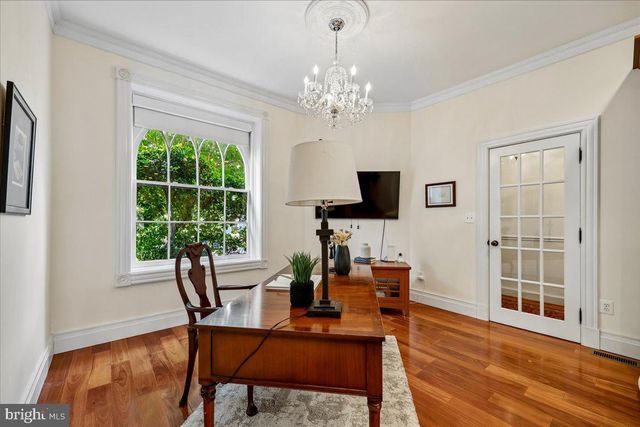 126 E ST SE, Washington, DC 20003