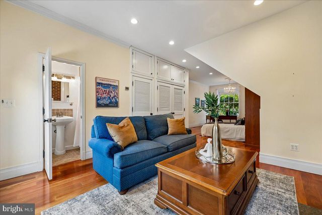 126 E ST SE, Washington, DC 20003